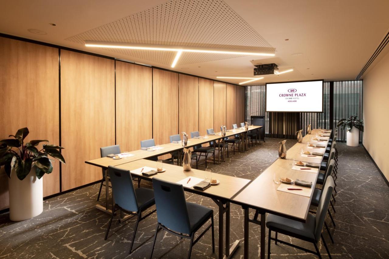 Crowne Plaza Adelaide By Ihg Hotel Exterior photo