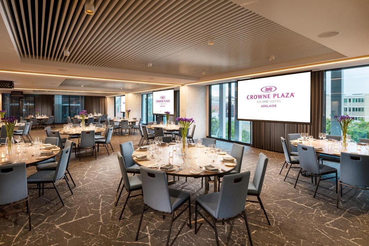 Crowne Plaza Adelaide By Ihg Hotel Exterior photo