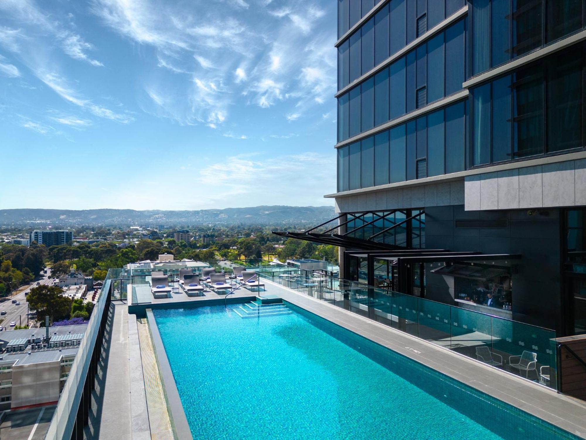 Crowne Plaza Adelaide By Ihg Hotel Exterior photo